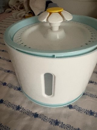 Fuente de agua para gatos