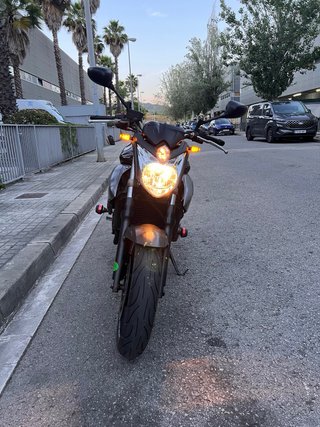 Yamaha XJ6 Naked Negra
