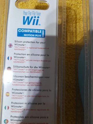 NUEVO. 2 Fundas Silicona mandos Wii
