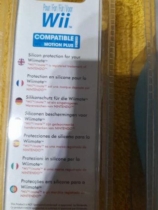 NUEVO. 2 Fundas Silicona mandos Wii