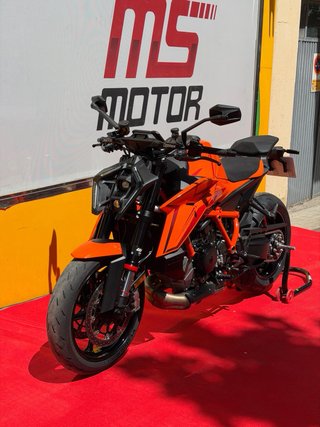 KTM 1390 SuperDuke R