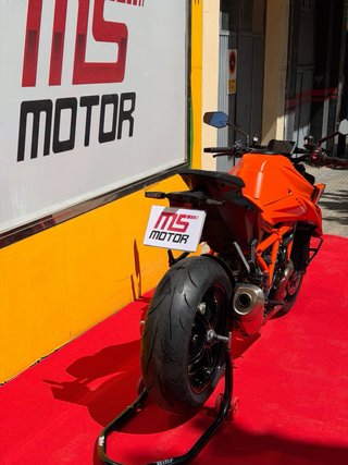 KTM 1390 SuperDuke R