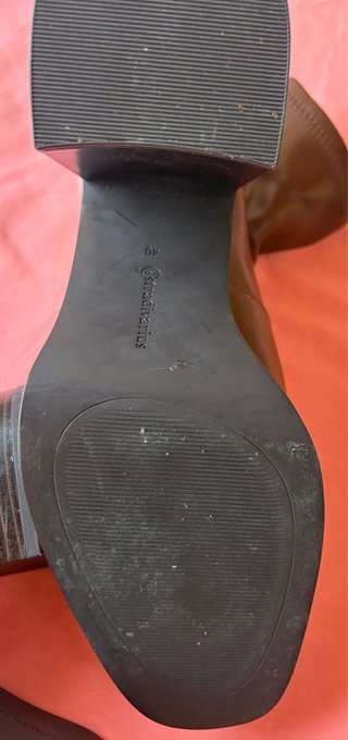 Botines de mujer marrón Stradivarius