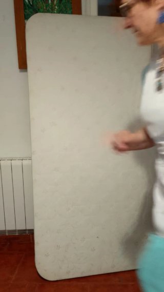 Somier 180x90cm con patas metálicas