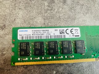 Módulo RAM Samsung 16GB DDR4 2666V de Segunda mano por 40 EUR en