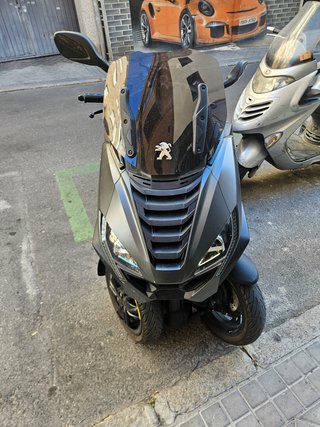 Peugeot Metropolis 400i GT Negra/Gris