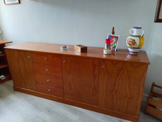 MESA DE COMER CON 6 SILLAS, APARADOR Y REPISA