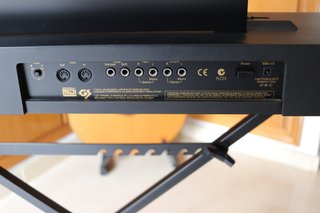 Roland EP-75 Piano Eléctrico
