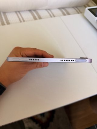 iPad Mini 7 128GB con custodia e garanzia