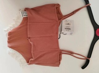 Top rosa con abalorios Talla S
