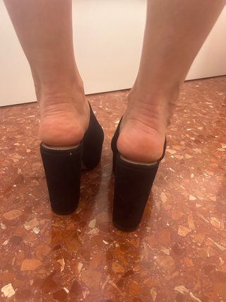 Sandalias Zueco Plataforma Tacón Negro