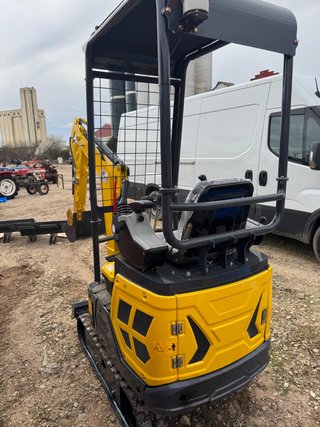 Miniexcavadora mini 1.5 Toneladas