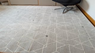 Alfombra geométrica gris y blanca 200x290