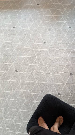 Alfombra geométrica gris y blanca 200x290