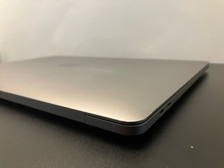 MacBook Pro 15 Apple