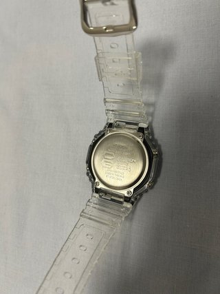 Reloj Transparente y Negro