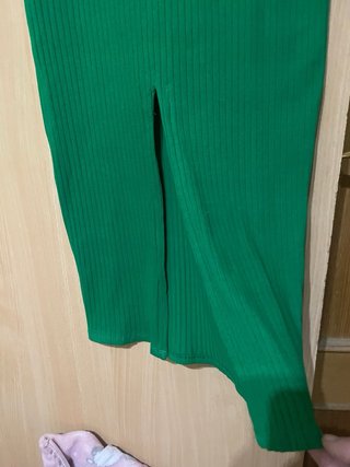 Falda verde Zara