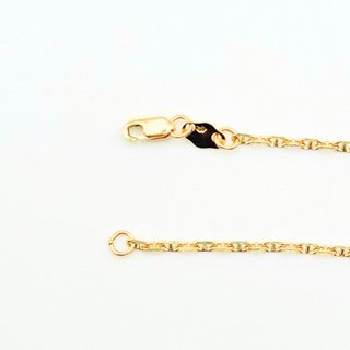 Cadena Barbada de oro de 18k, 3.8 g, 40 cm.