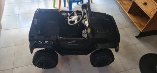 Coche eléctrico infantil 4x4 negro