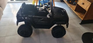 Coche eléctrico infantil 4x4 negro