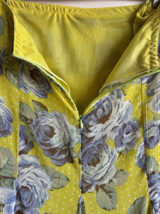 Falda vintage floral verde