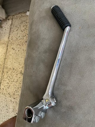 Pata de arranque de moto