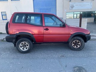 Nissan Terrano II 1996