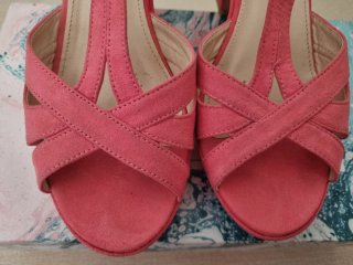 Zapatos de tacón Tina y Glez color rosa