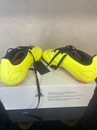 Botas fútbol niño Adidas Predator