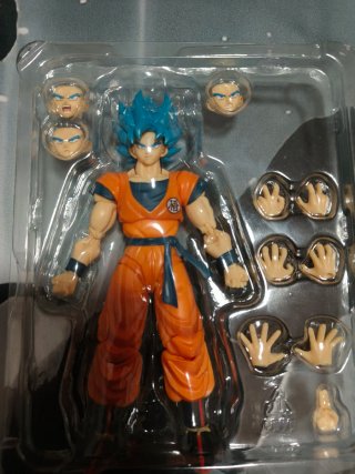 Figura Goku Super Saiyan God Blue SHFiguarts
