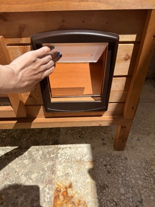 Caseta para gato de madera