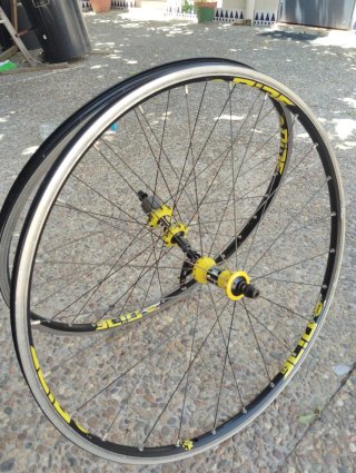 Ruedas Mavic 26