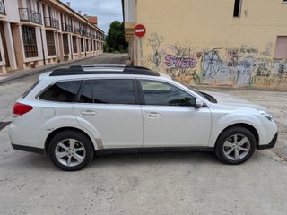 Subaru Outback 2014