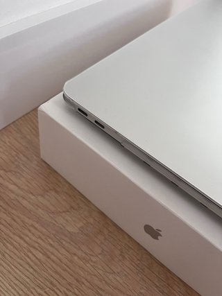 MacBook Pro 13 Plata i5 8GB