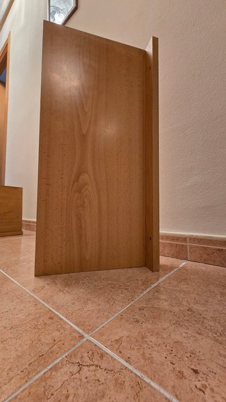 Baldas de estantería de madera