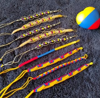 Pulseras tejidas Colombia