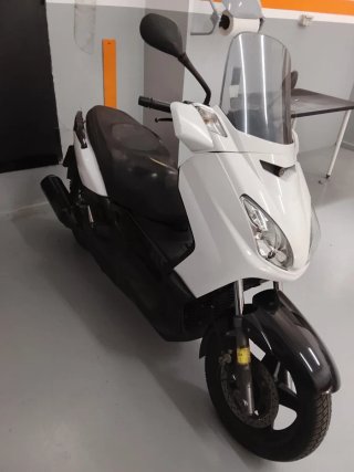 Yamaha XMAX Maxi Scooter