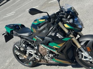 BMW S1000R