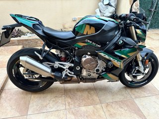BMW S1000R