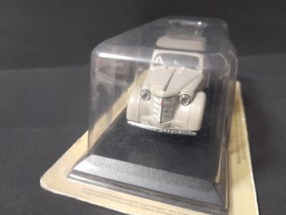 Moskvitch 400 Ixo Alataya 1/43