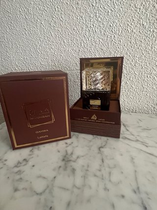 Perfume Lattafa Khamrah Qahwa Marrón/Dorado