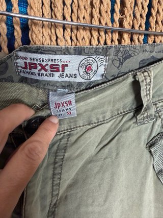 Bermudas Cargo Verdes
