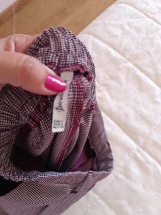 Pantalón Stradivarius estampado
