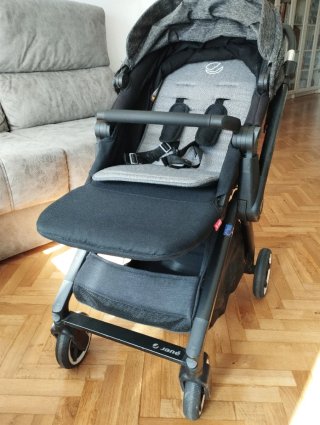Cochecito bebé con silla y capazo