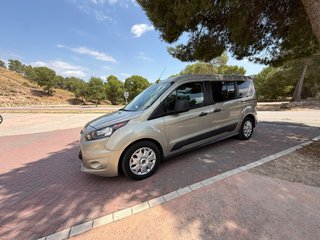 Ford Tourneo Connect Maxi 2016 adaptada PMR