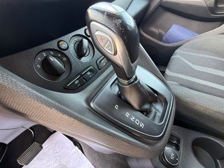 Ford Tourneo Connect Maxi 2016 adaptada PMR