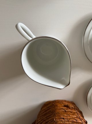 5 servicios de café y lechera Bidasoa lazo plata