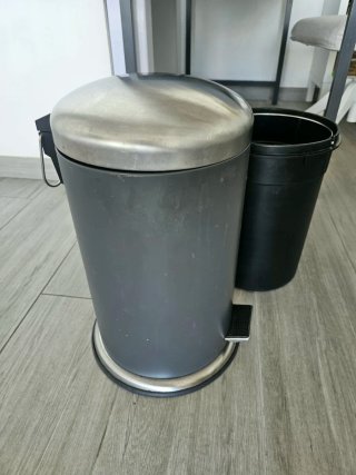 Cubo basura Ikea MJOSA con pedal