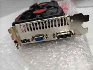 Tarjeta Gráfica NVIDIA GTX 550 Ti 6GB GDDR5