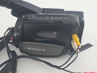 Sony Handycam CCD-TR411E Video8 XR funcionando per